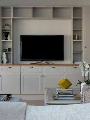 pexels-home-decor-interiors-1827054 (1)